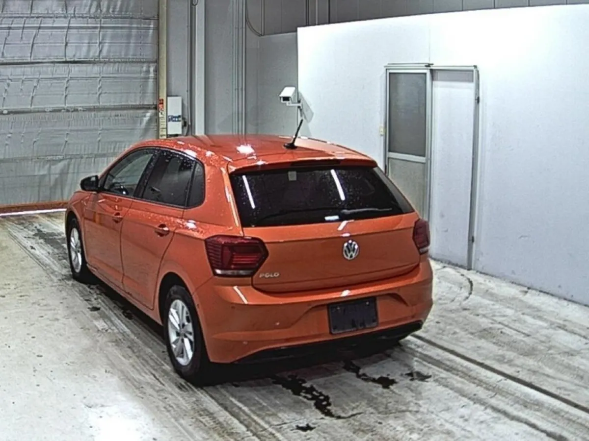 Volkswagen Polo 1.0 AUTOMATIC TSI COMFORT LINE - C - Image 2