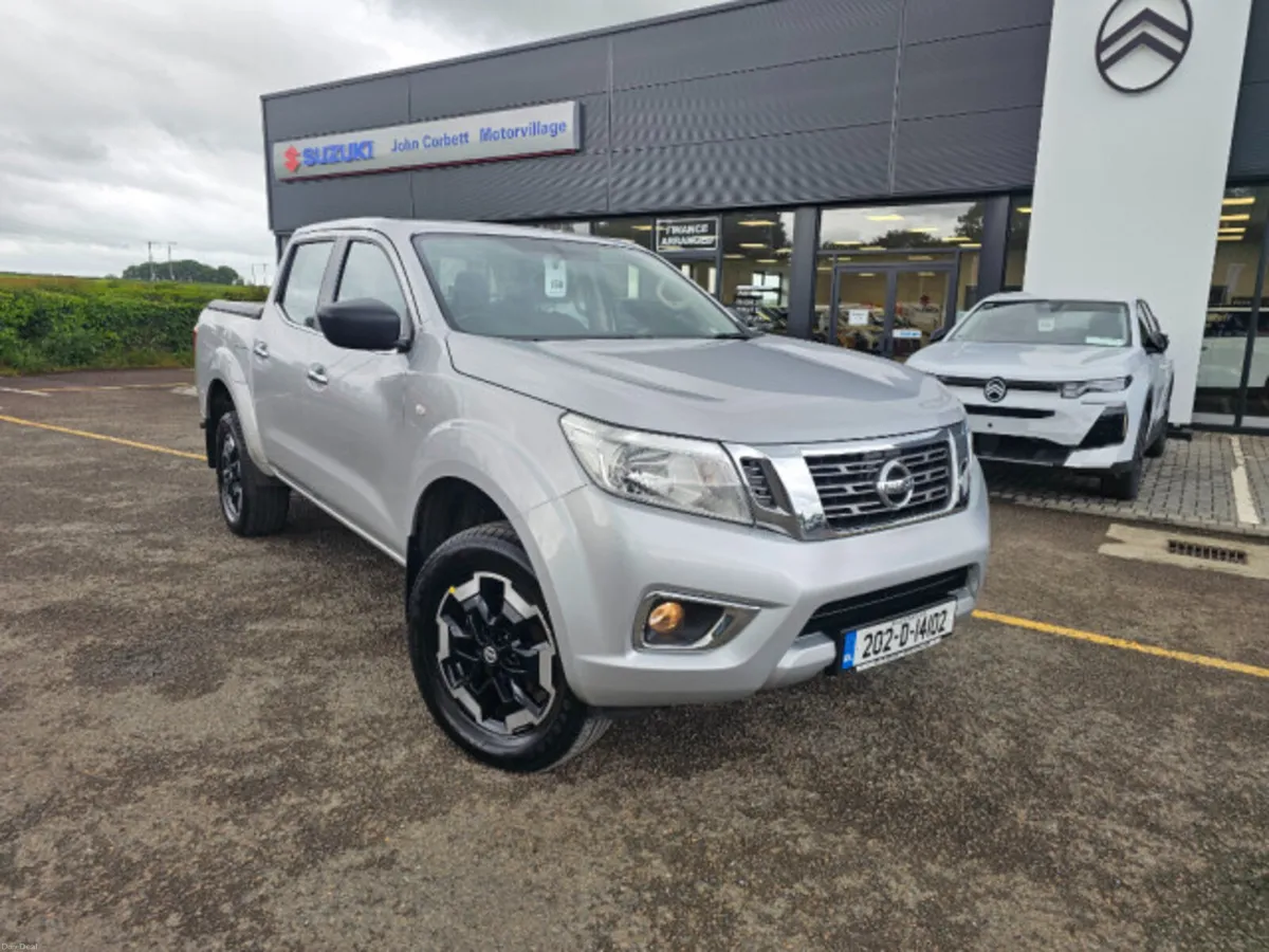 Nissan Navara 2.3 DSL SV NO VAT - Image 2
