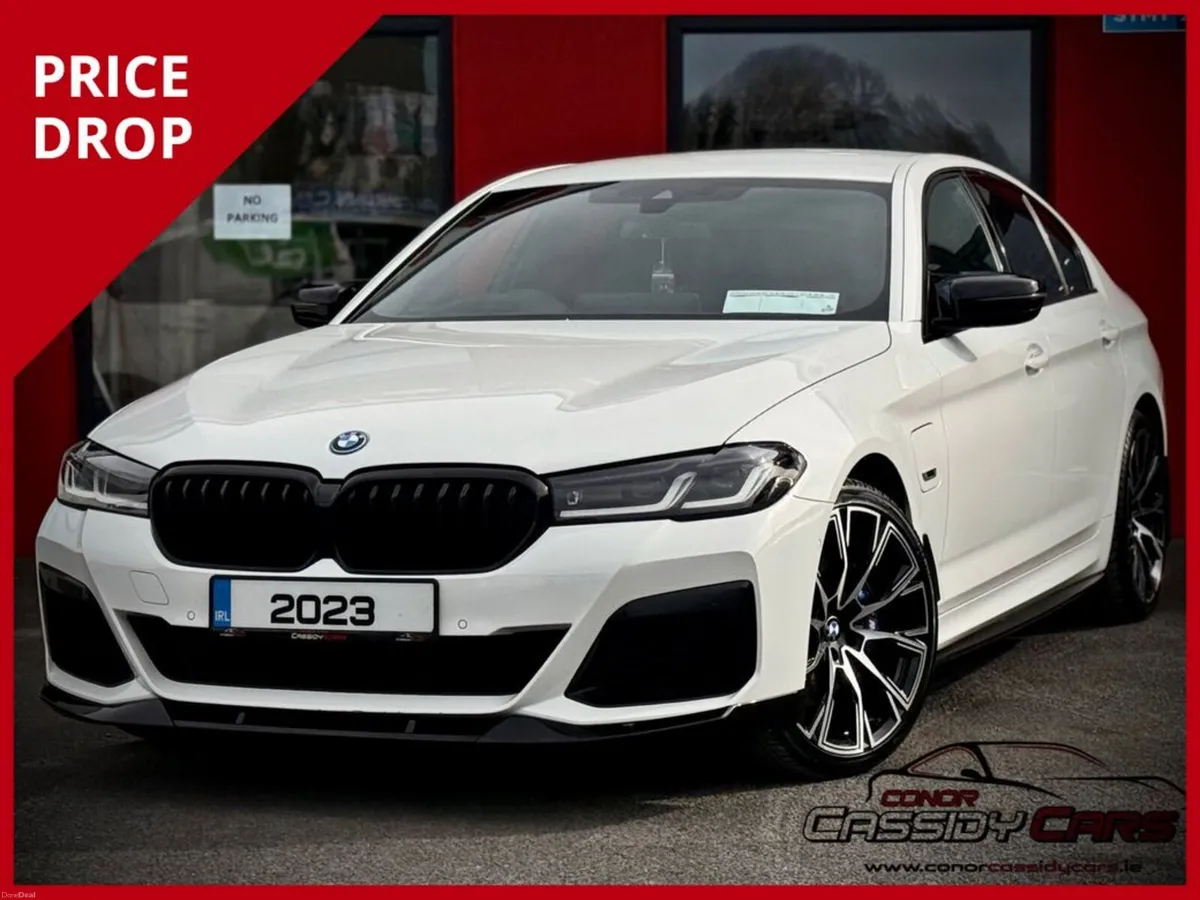 BMW 5-Series 530E M SPORT // SAME DAY FINANCE // M - Image 1