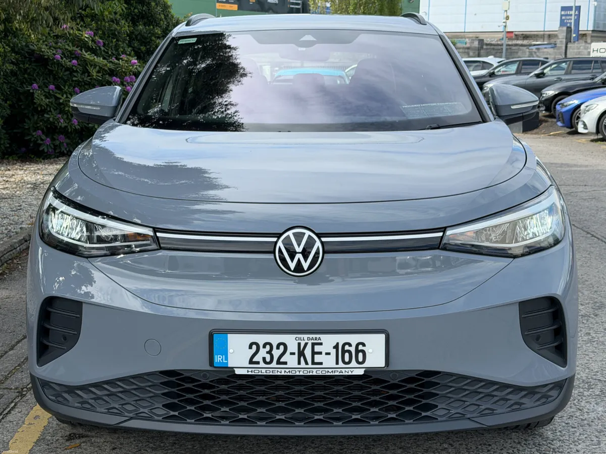 2023 Volkswagen ID.4 PURE. 52KWH. GREY LEATHER - Image 4