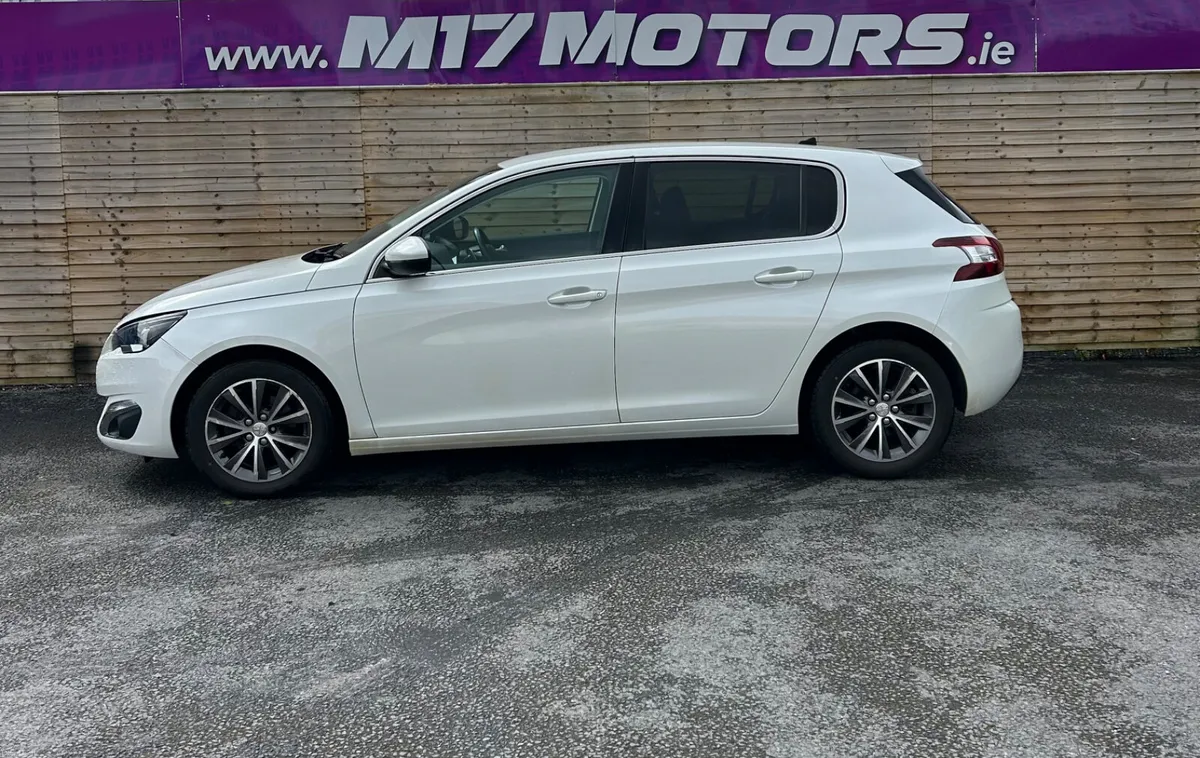 2017 Peugeot 308, 1.6 Auto - Image 2