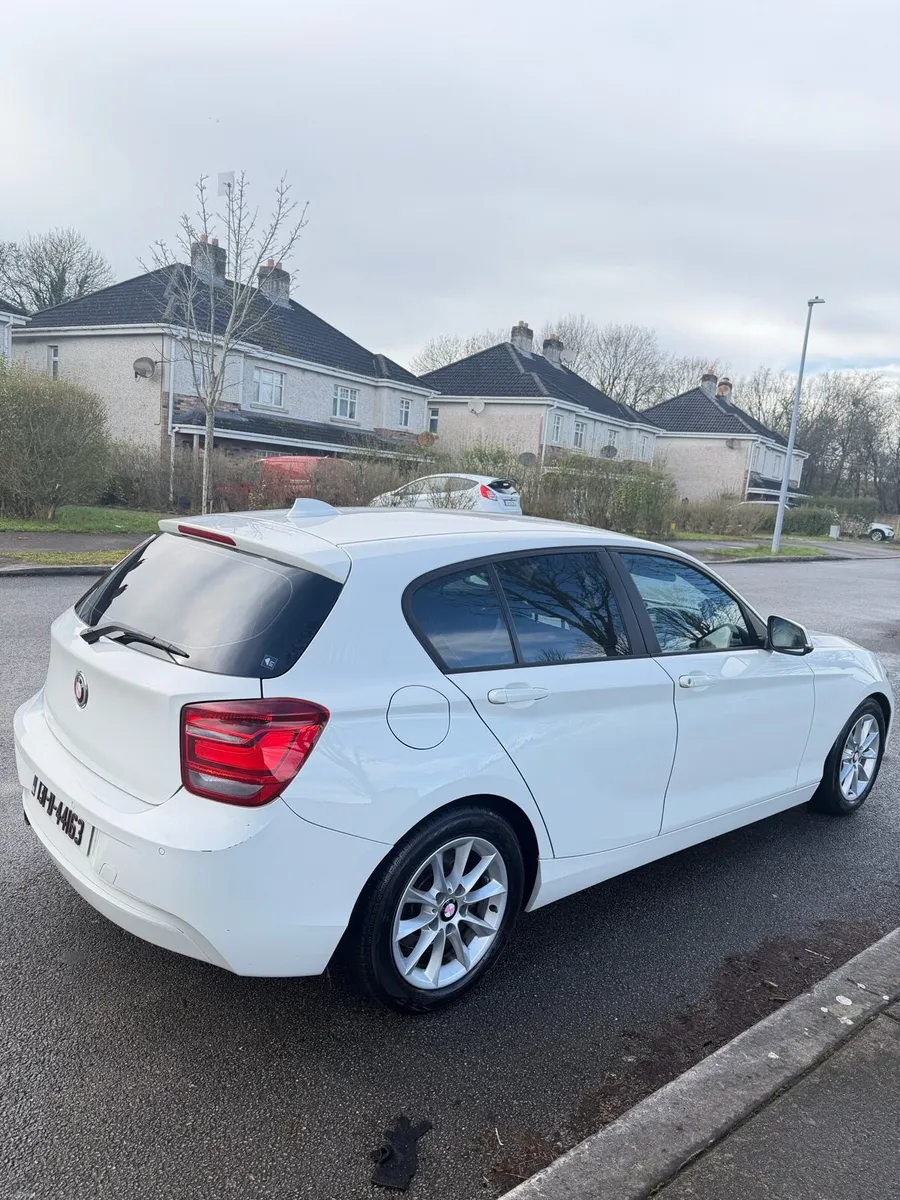 BMW series 1 - Image 1