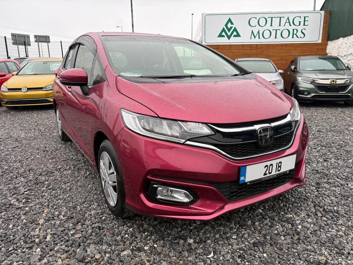 HONDA FIT 1.3 AUTO **HEATED SEATS** - Image 4