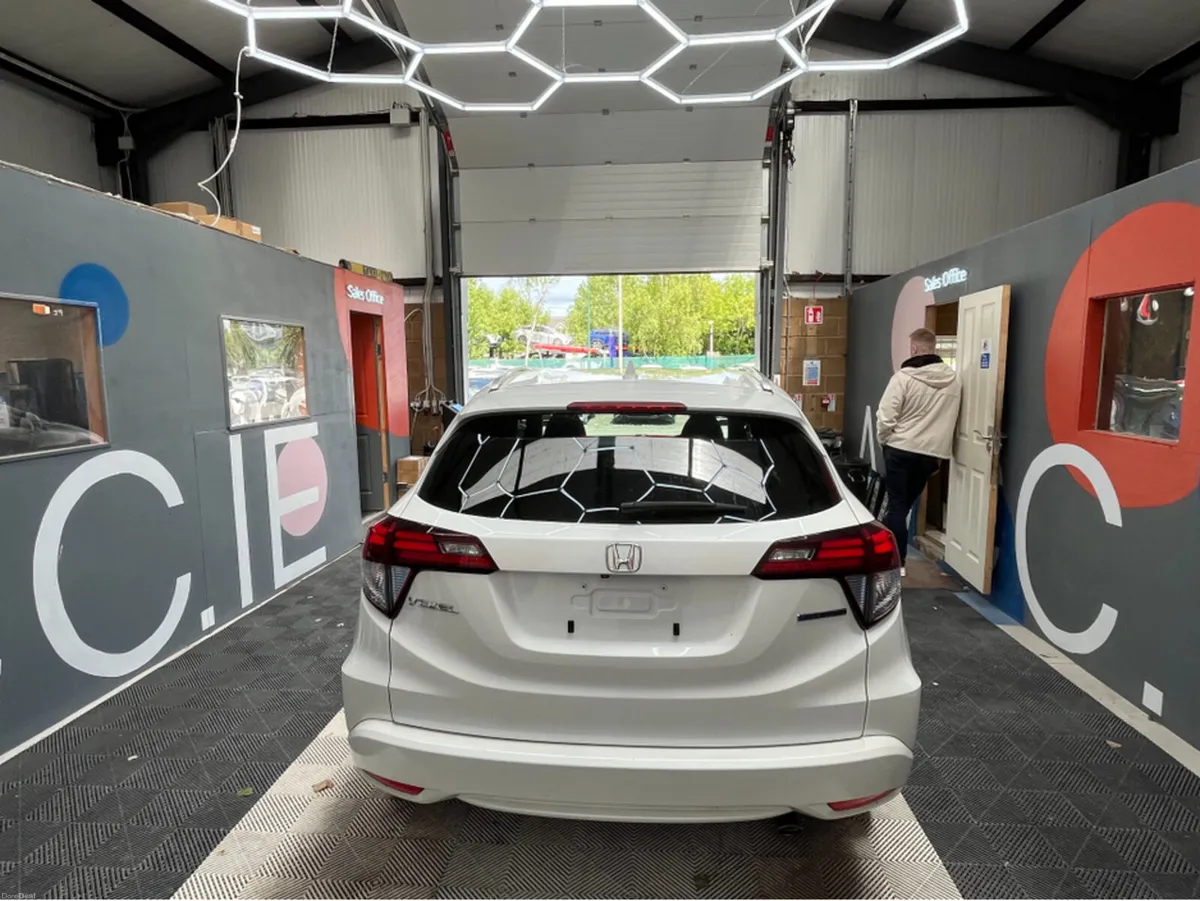 Honda Vezel €16950 2018 HONDA VEZEL HYBRID Z SENSI - Image 3