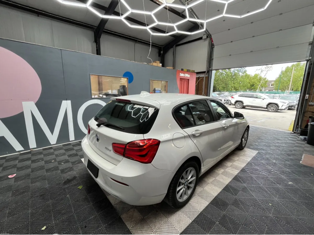 BMW 1-Series 2016 BMW 118D STYLE 2.0 AUTOMATIC / C - Image 2