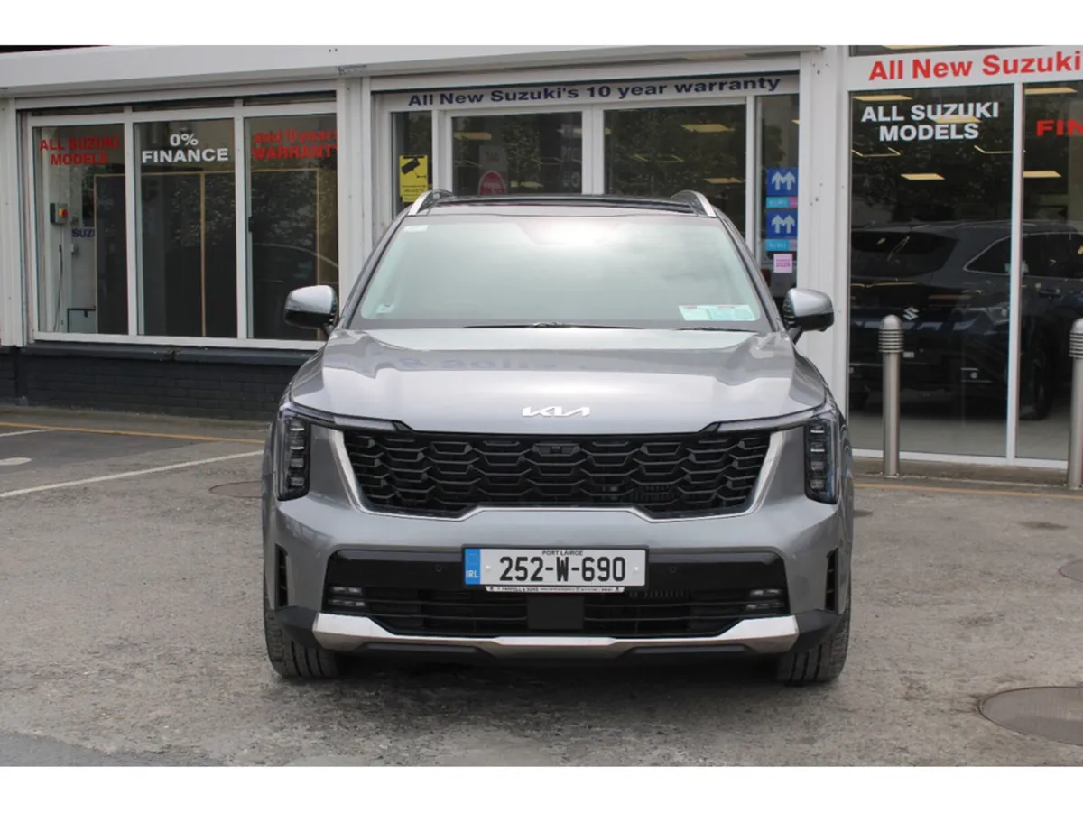 Kia Sorento PHEV PE SEM 5DR AUTO - Image 6