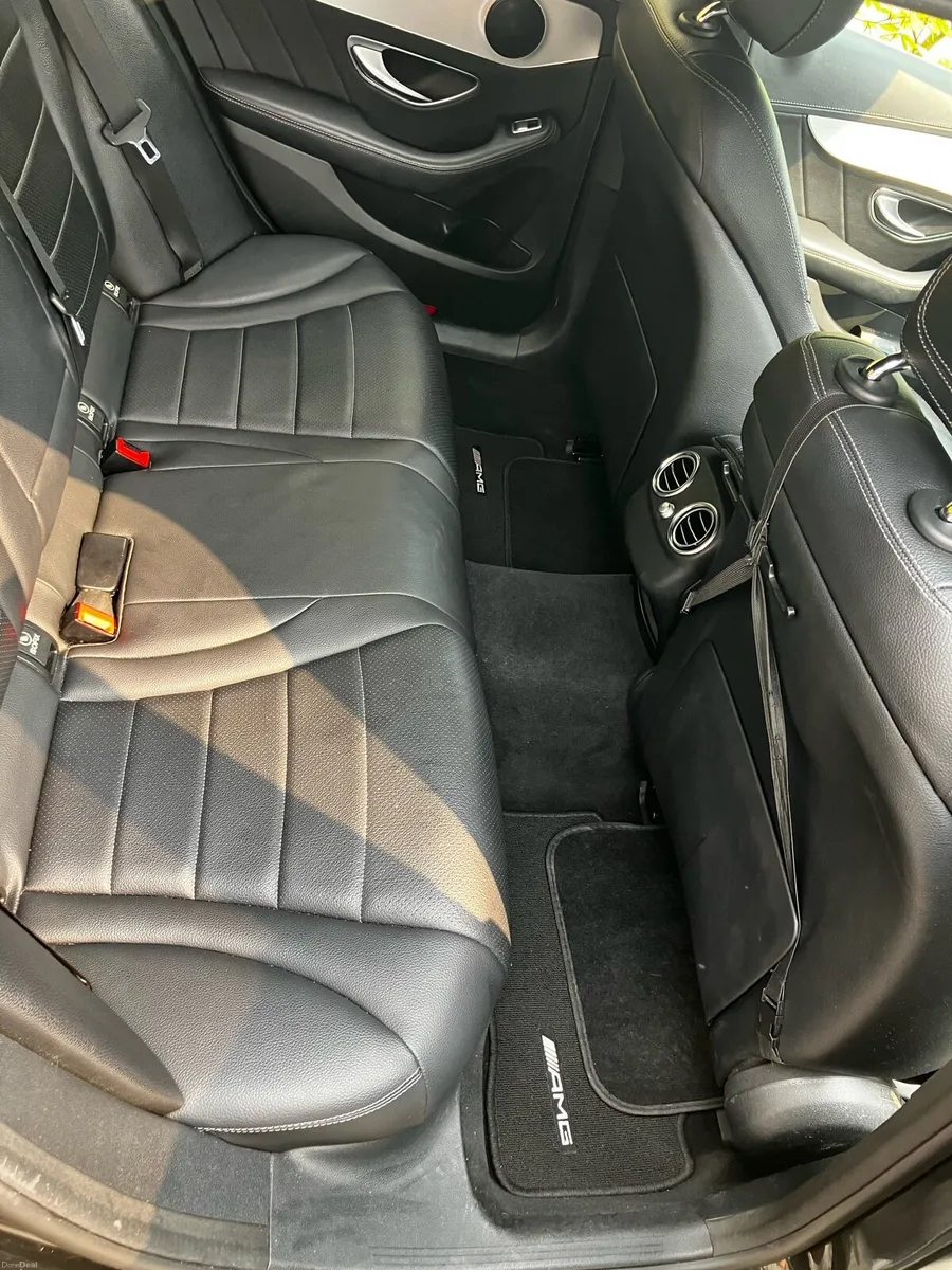 Mercedes C220D  AMG - Image 4