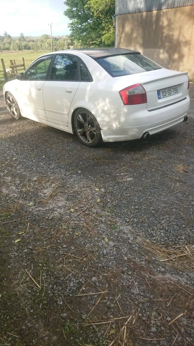 Audi A4 2003 - Image 2