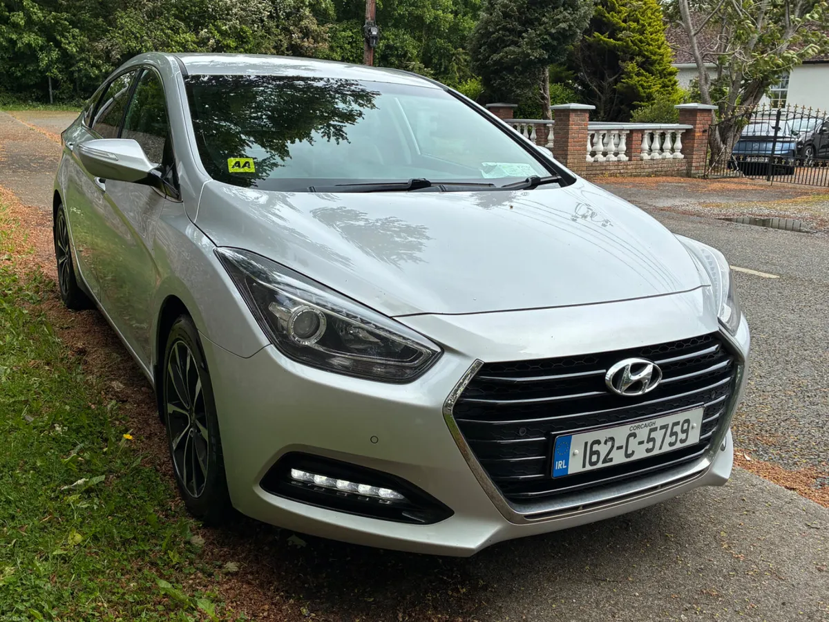 HYUNDAI I40 1.7 CRDI EXECUTIVE PLUS AUTOMATIC - Image 2