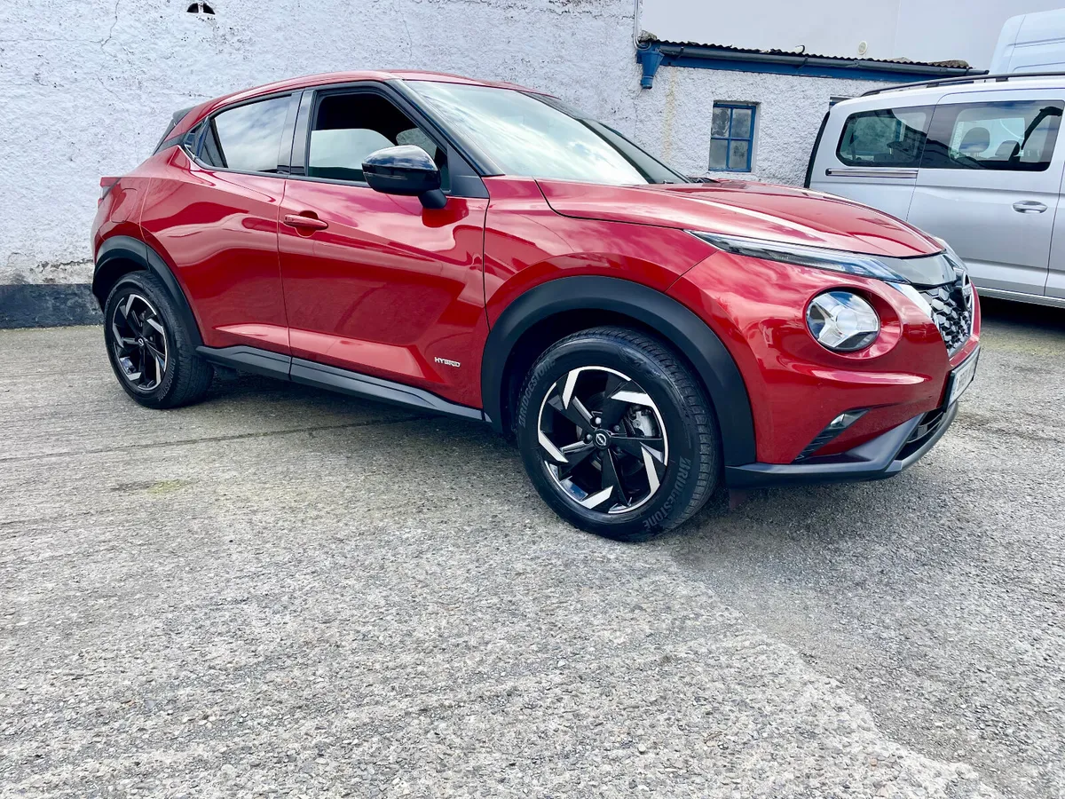Nissan Juke SV Premium 1.6 Petrol Hybrid Auto,2023 - Image 2