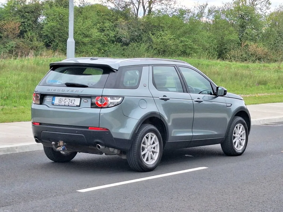 LAND ROVER DISCOVERY SPORT - Image 3