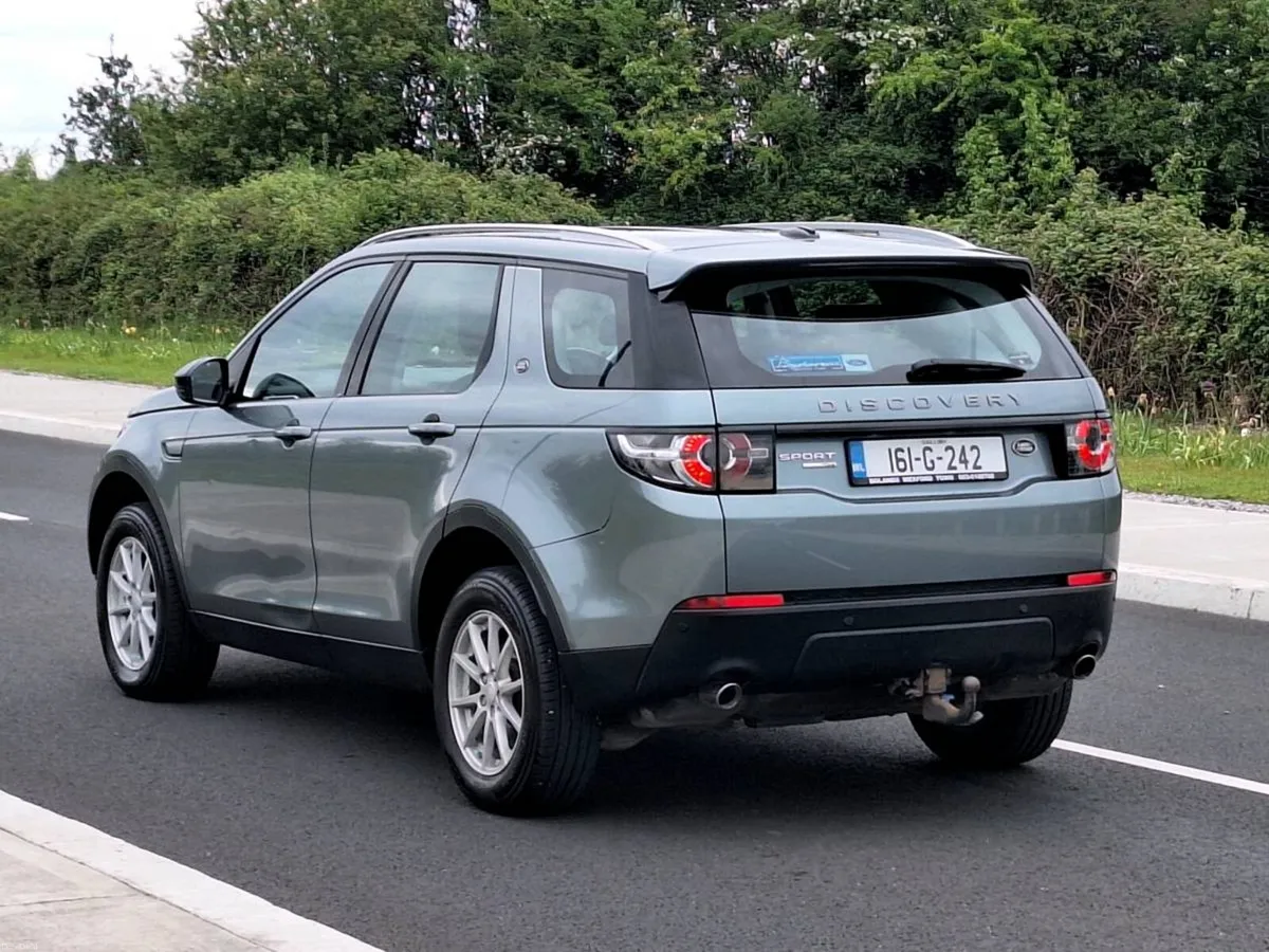 LAND ROVER DISCOVERY SPORT - Image 4