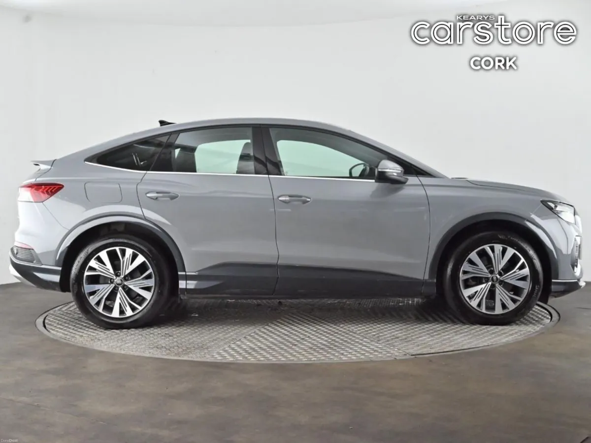 Audi Q4 e-tron Q4 E-Tron Sport 35  Sport  35 170 E - Image 2