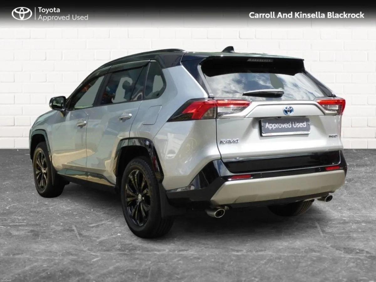 Toyota RAV4 Hybrid Sport - Image 2
