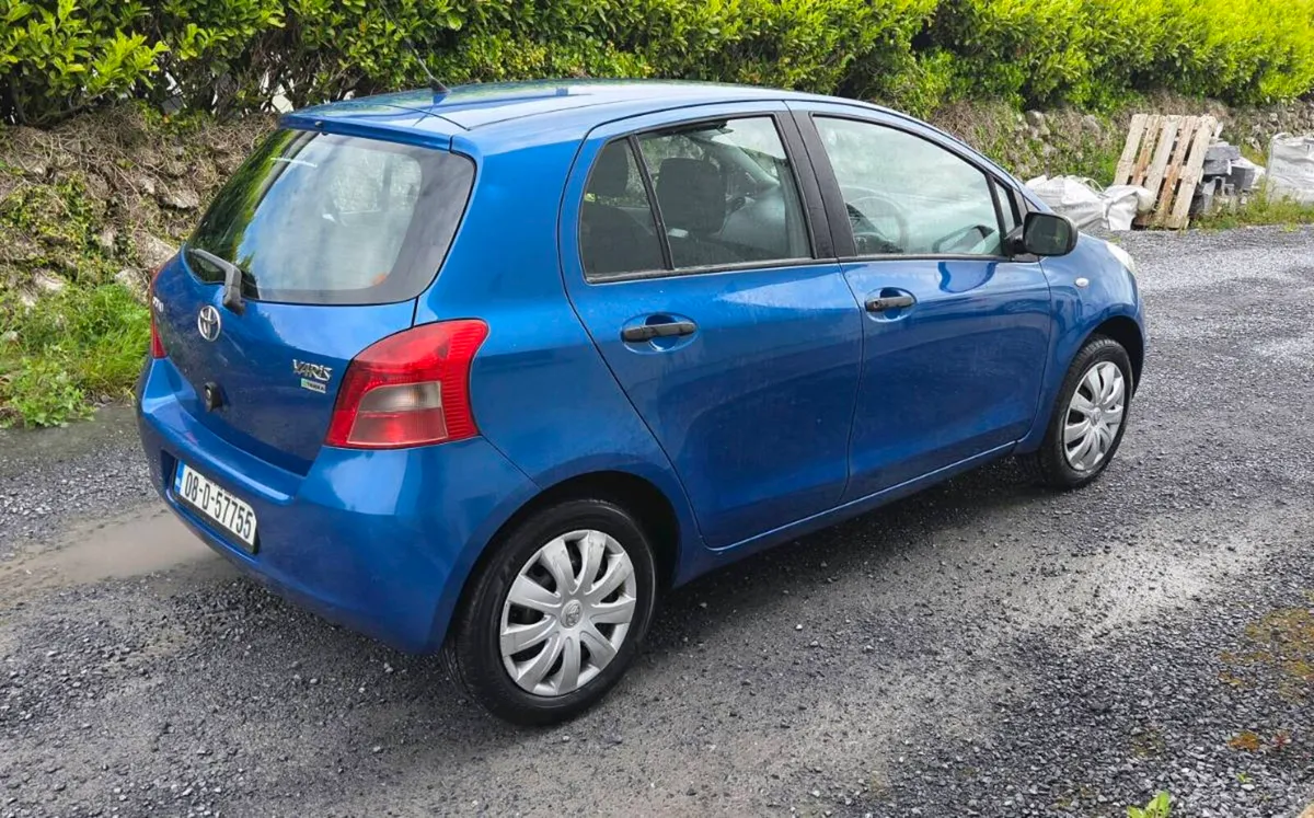 Toyota yaris - Image 2