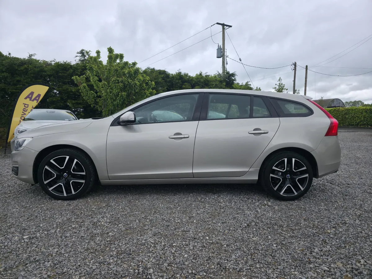 2017 Volvo V60 2.0 Diesel Automatic - Image 2