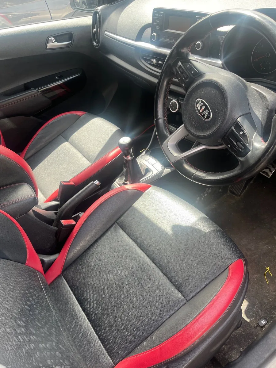 2017 Kia picanto 1.0 LT…GT - Image 5