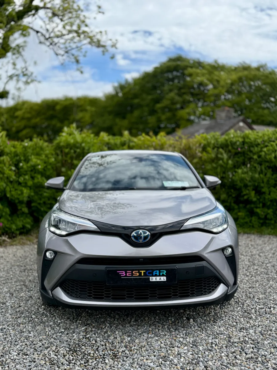 2022 Toyota C-HR Sport 1.8 Hybrid Automatic - Image 4