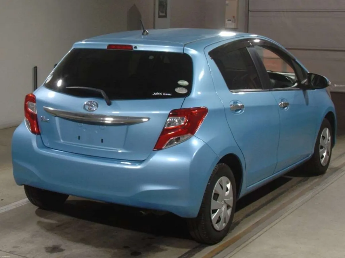 2016 Toyota Yaris (Vitz) 1.0 f Led Edition - Image 2