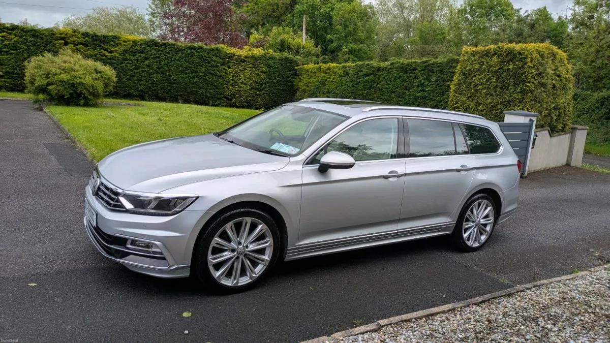 2016 R line VW Passat Estate 2L Diesel Automatic - Image 4