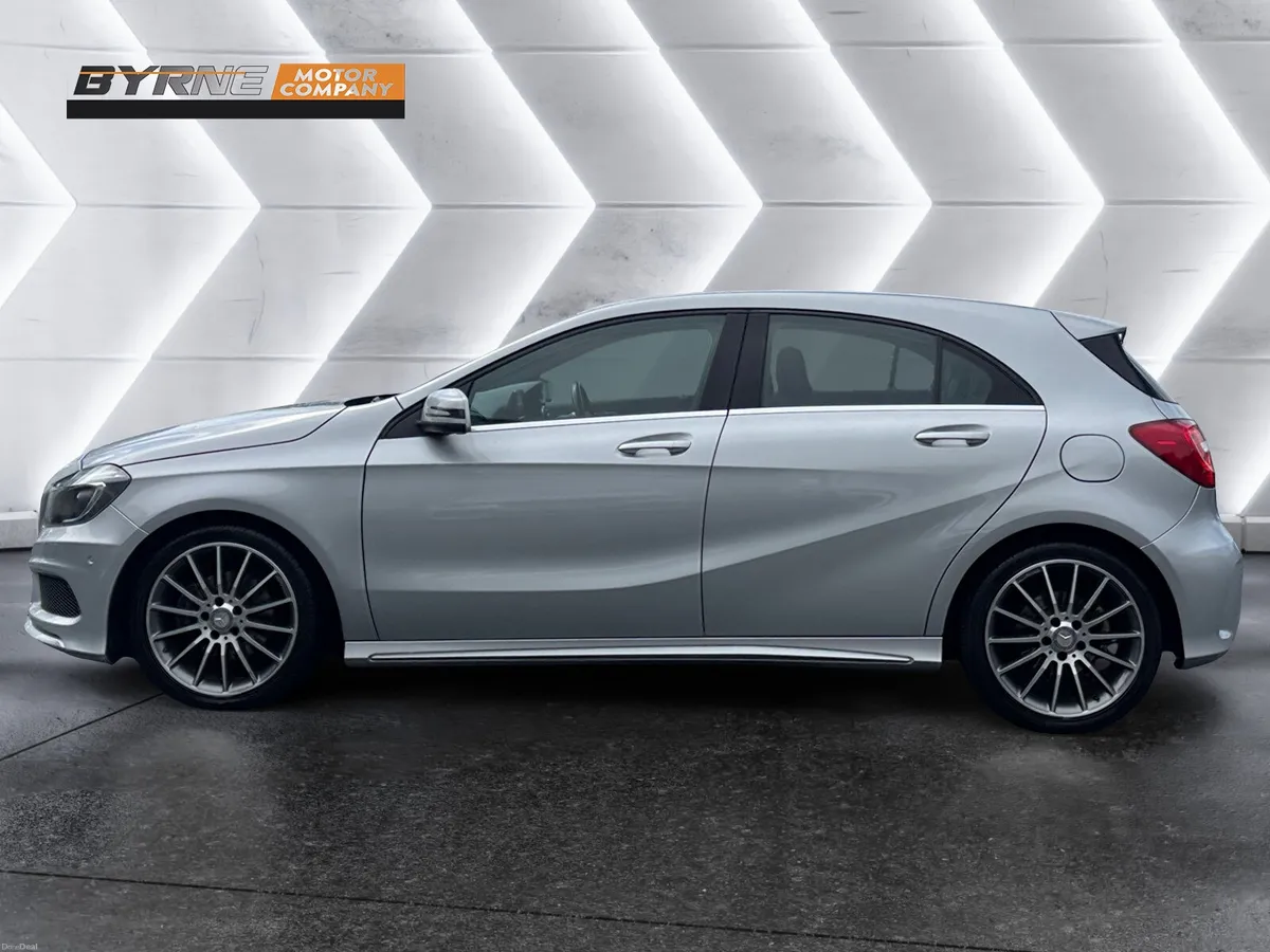 MERCEDES BENZ A180 AMG LINE NIGHT PACK AUTO 2015 - Image 2