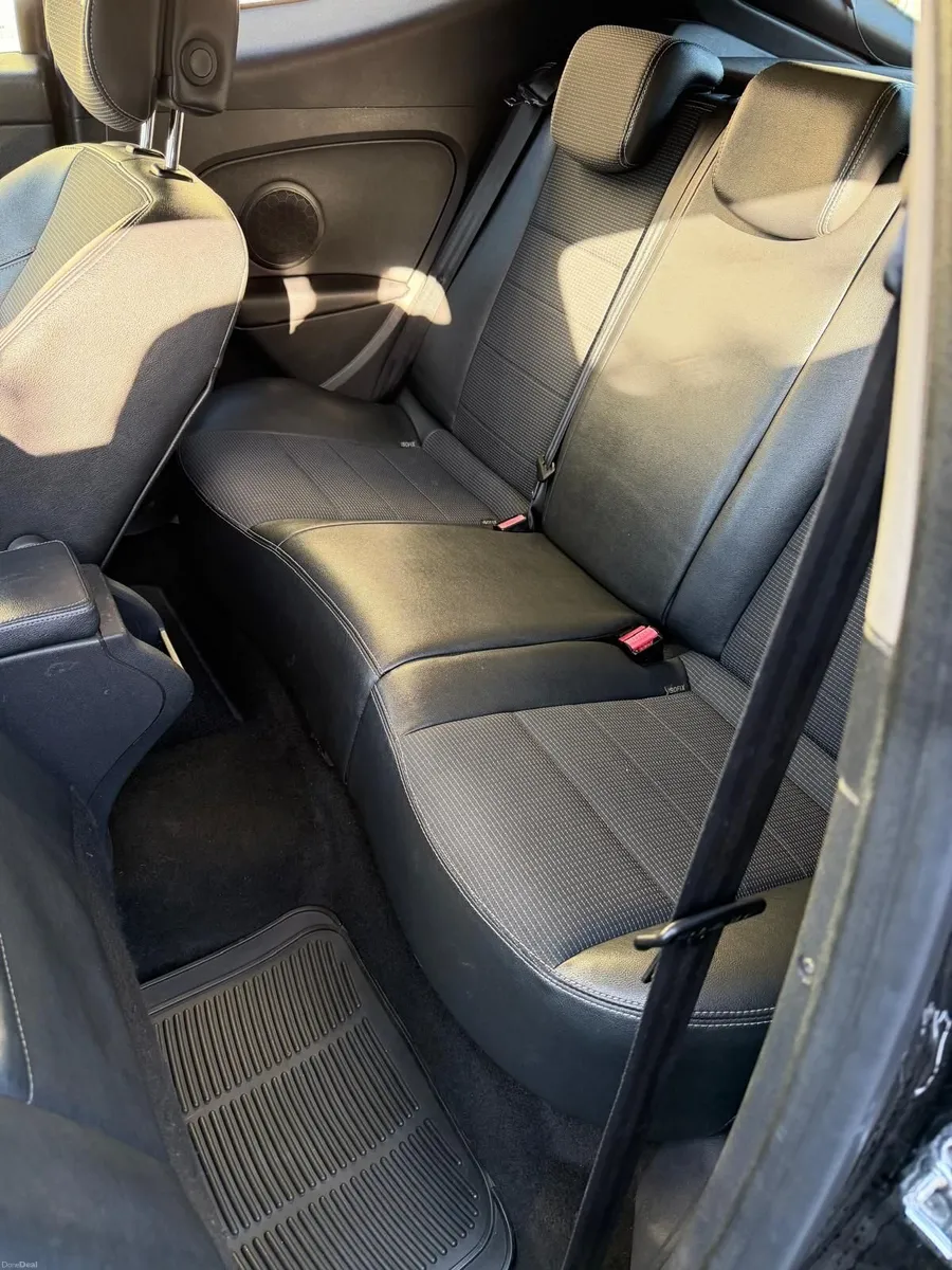 Renault Megane 2011 - Image 3