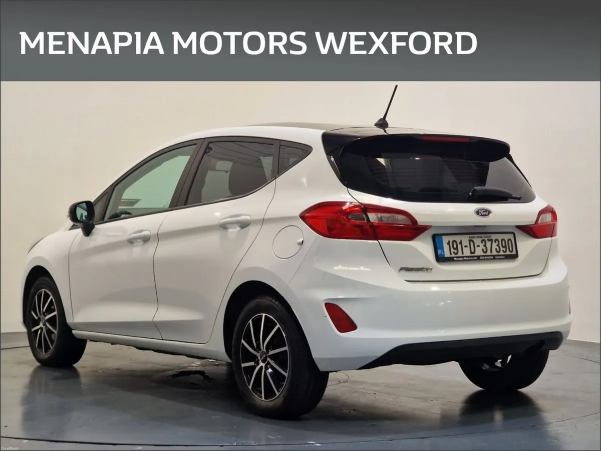 Ford Fiesta 1.1L Ti-VCT 70 PS Zetec - Image 4