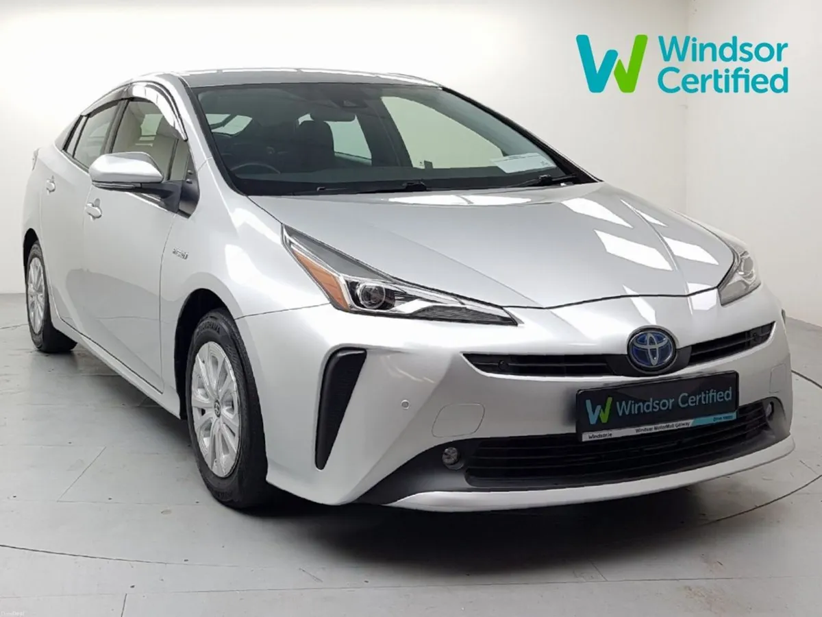 Toyota Prius 1.8 Hybrid - Image 1