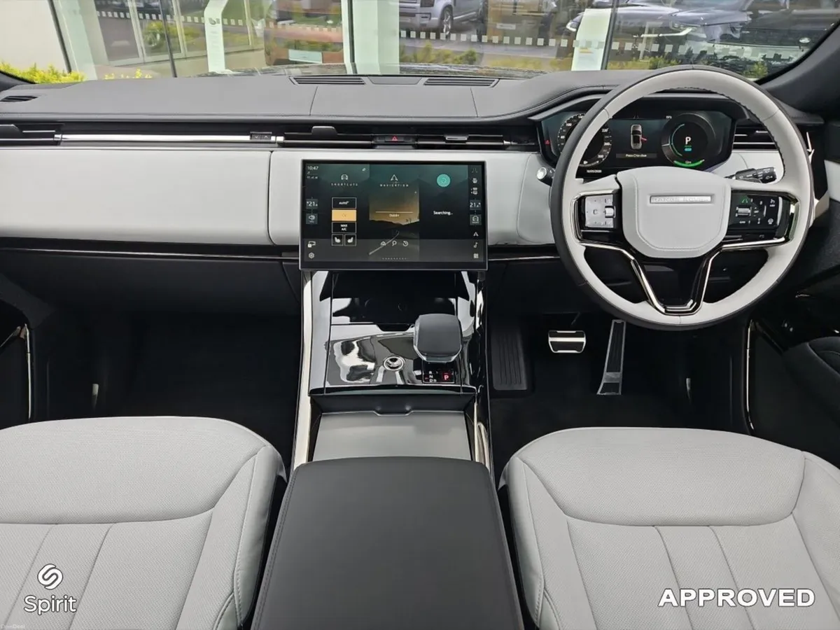 Land Rover Range Rover Sport 3.0 PHEV Dynamic SE 4 - Image 4