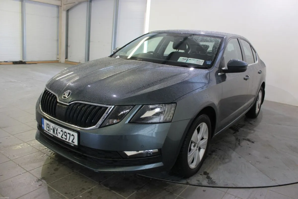 Skoda Octavia ACTIVE 1.6TDI 115HP DSG - Image 4