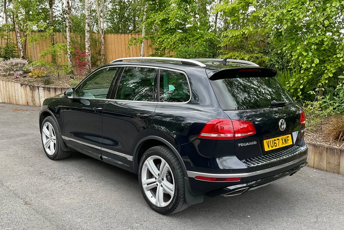 Volkswagen Touareg 2017 R-Line PLus - Image 3