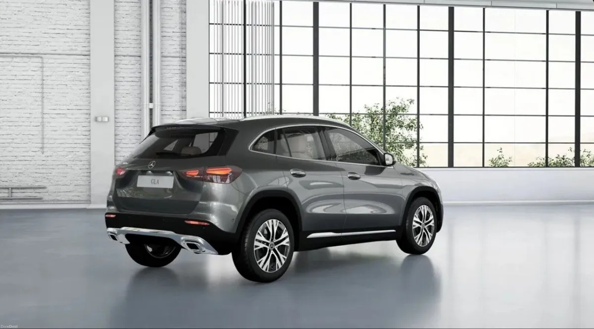Mercedes-Benz GLA GLA 180 d PROGRESSIVE - Image 3