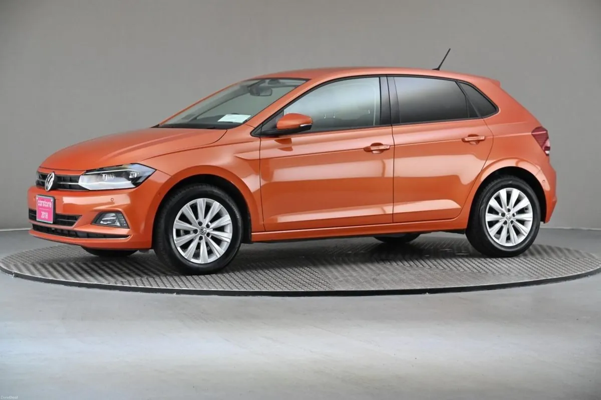 Volkswagen Polo 1.0 TSI DSG COMFORTLINE **CARPLAY* - Image 4