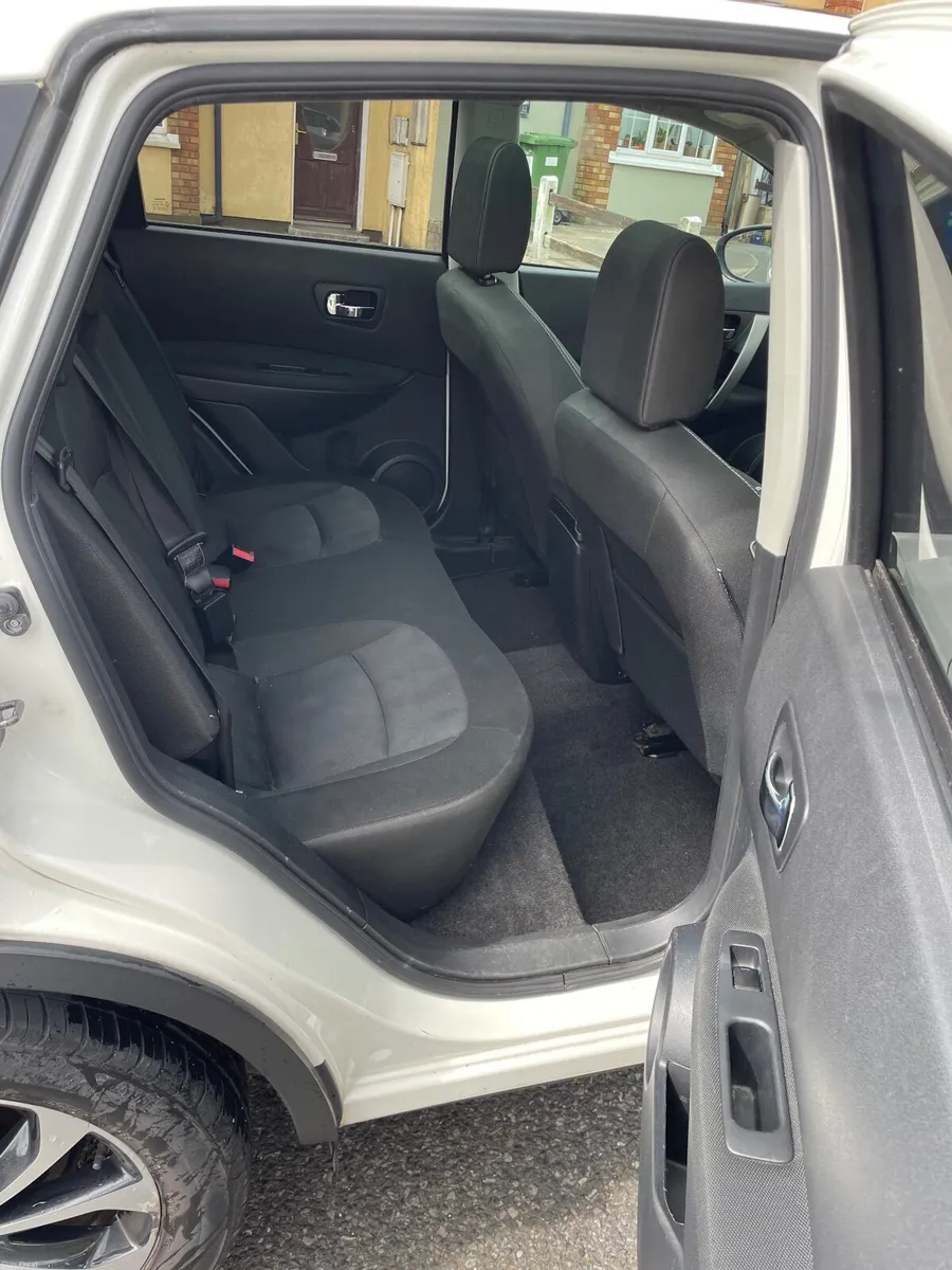 Nissan Qashqai 2012 - Image 4