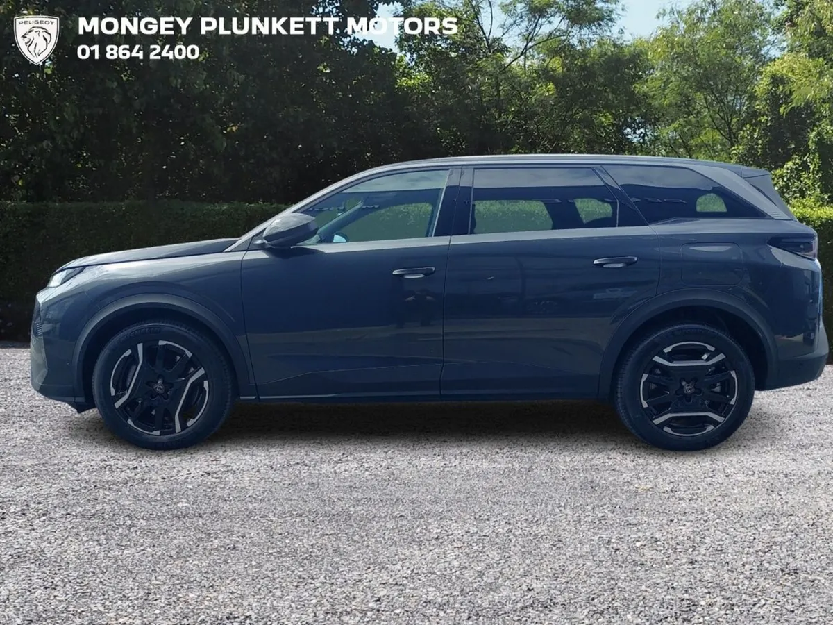 Peugeot 5008 BEV 73kwh 210hp Allure - Image 4