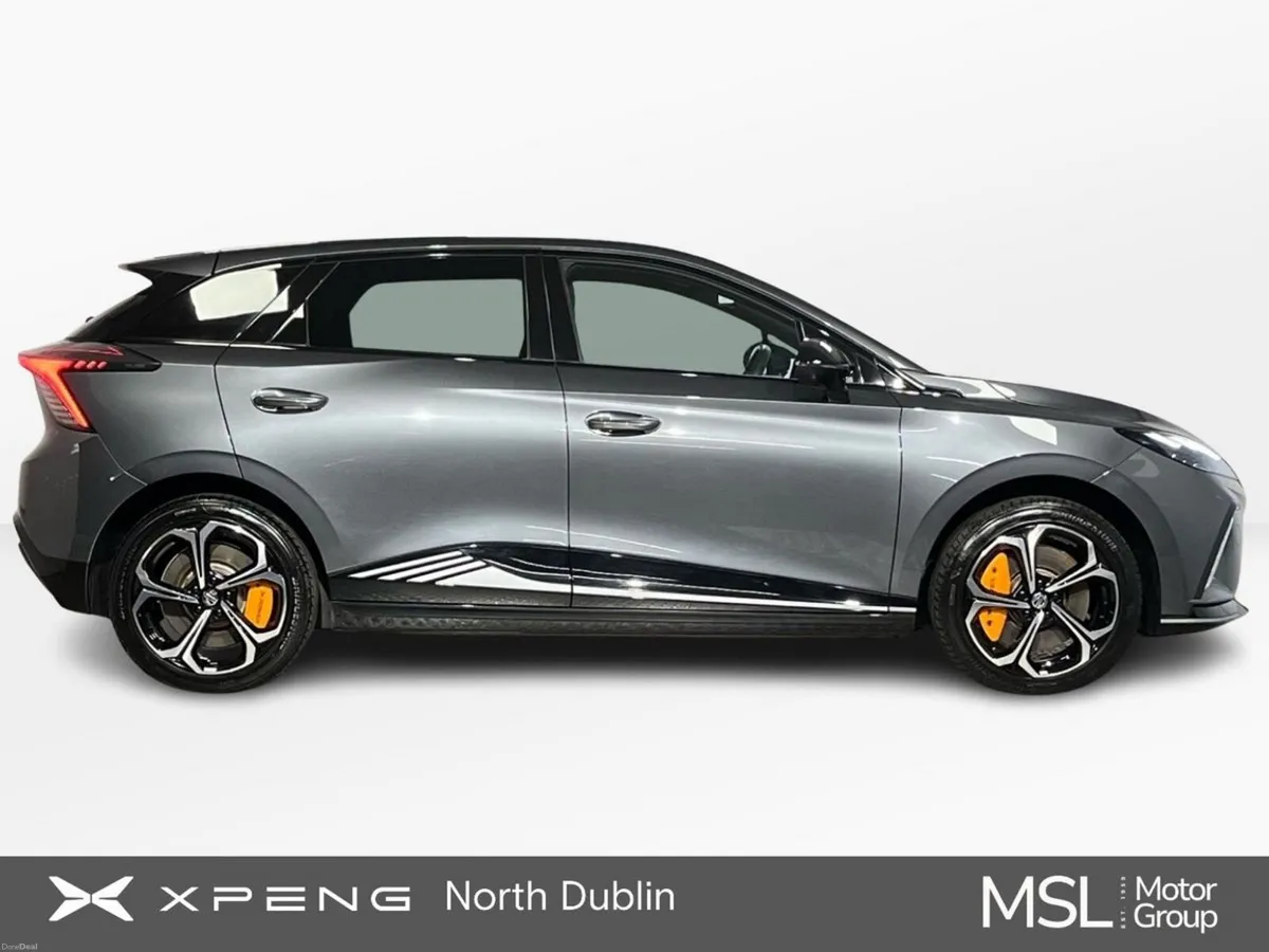 MG MG4 Xpower 64kWh 435BHP 4WD - Reversing Camera - Image 5