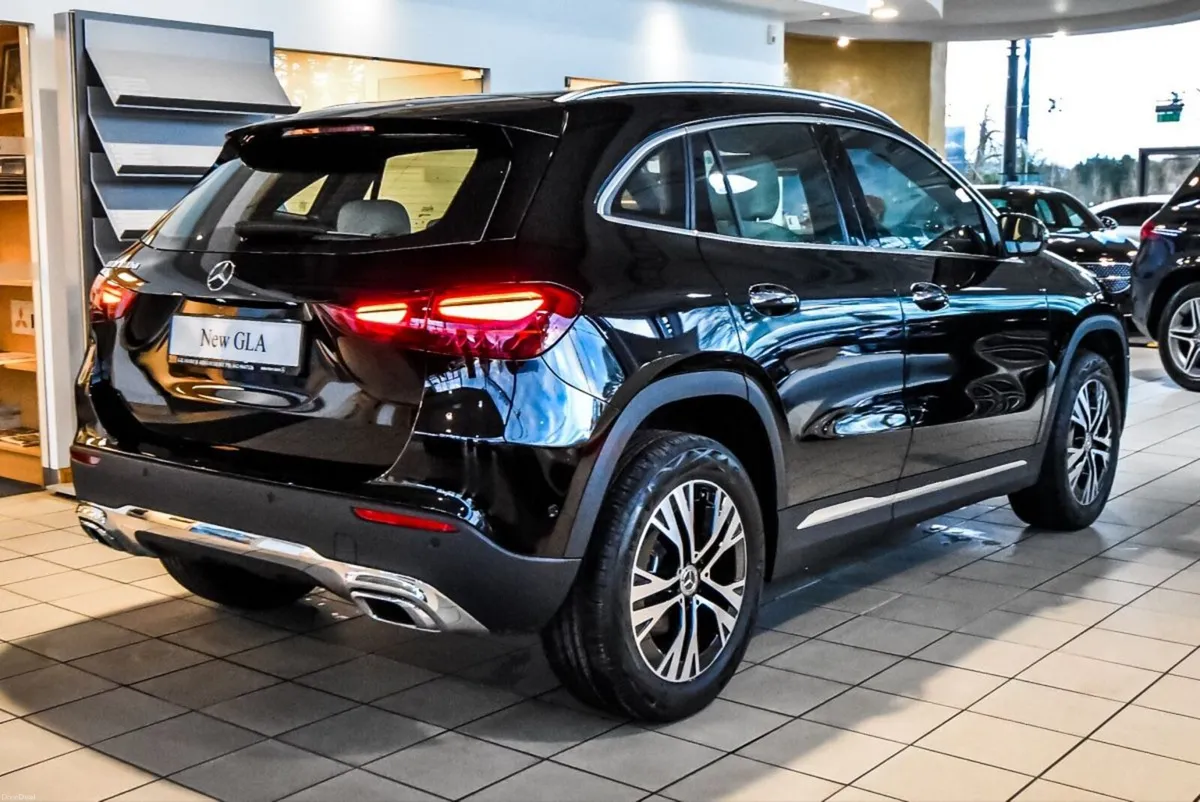 Mercedes-Benz GLA 180d Progressive Auto NEW 261 - Image 4
