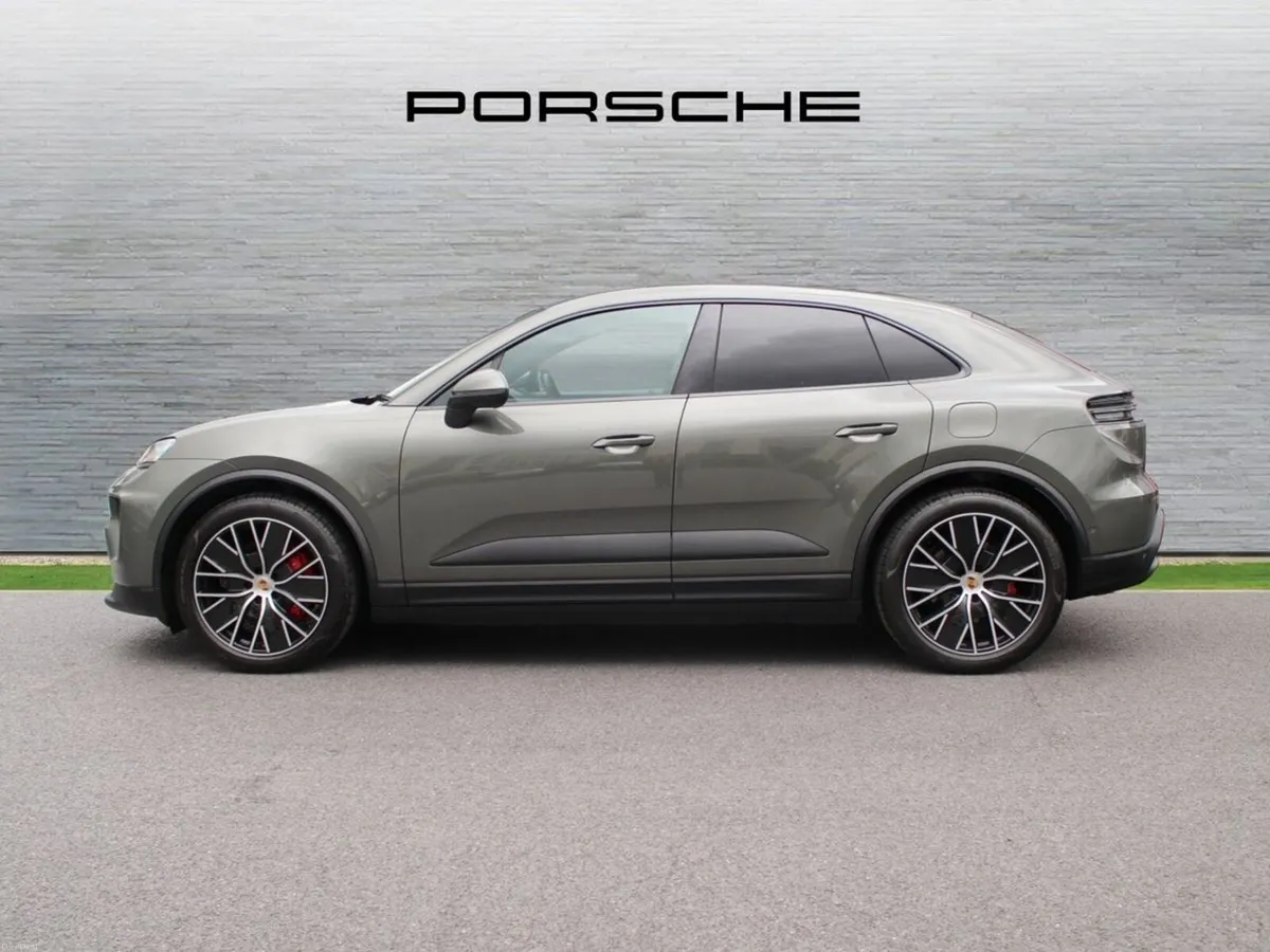 Porsche Macan 4S - Image 4