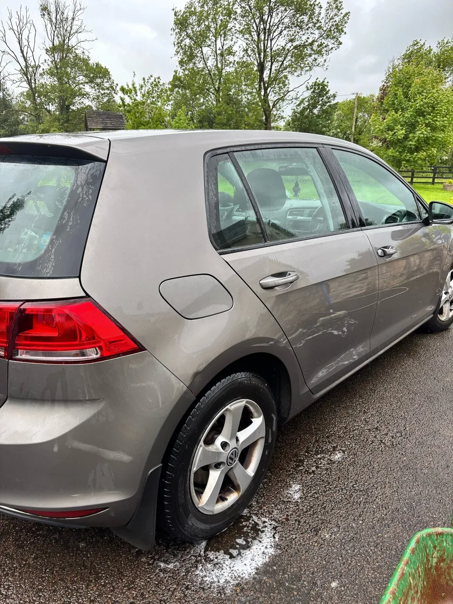 Volkswagen Golf - Image 4