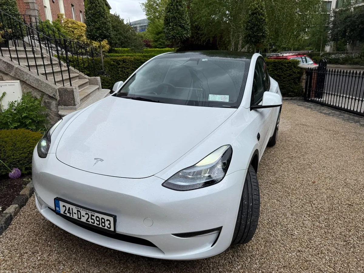 Tesla Model Y 2024 - Image 2