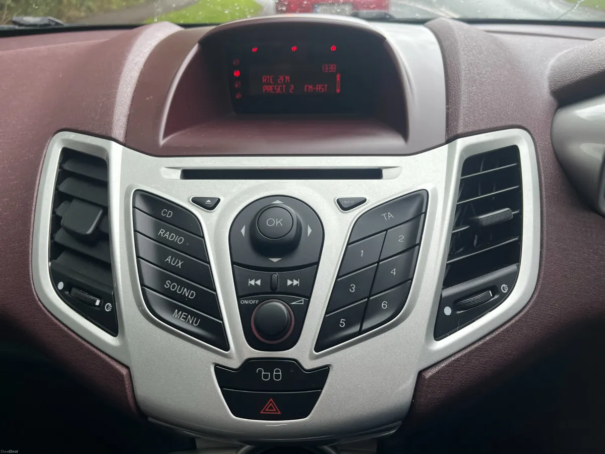 FORD FIESTA 2010, AUTOMATIC, VERY LOW KMS, NEW NCT - Image 4