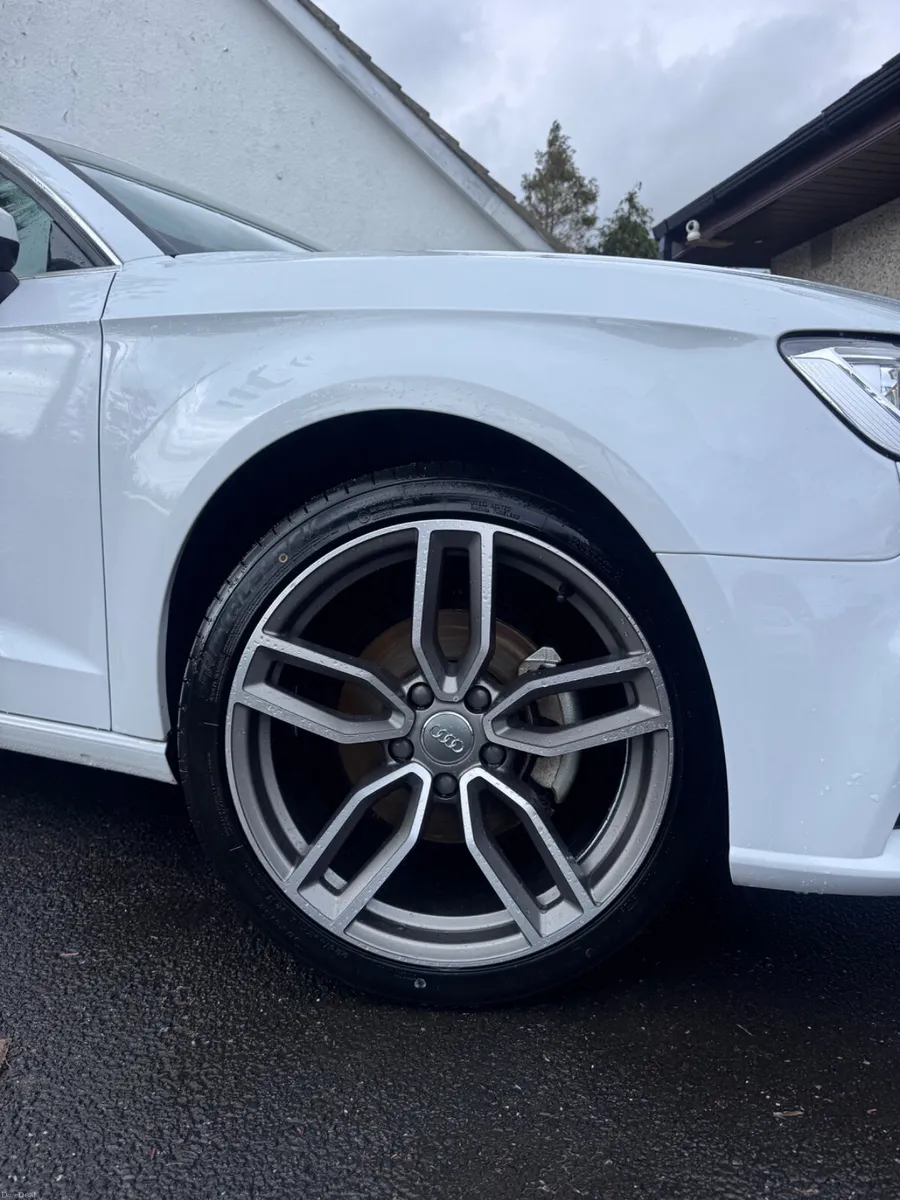 Audi A3 auto 1.4tsi 2018 - Image 4