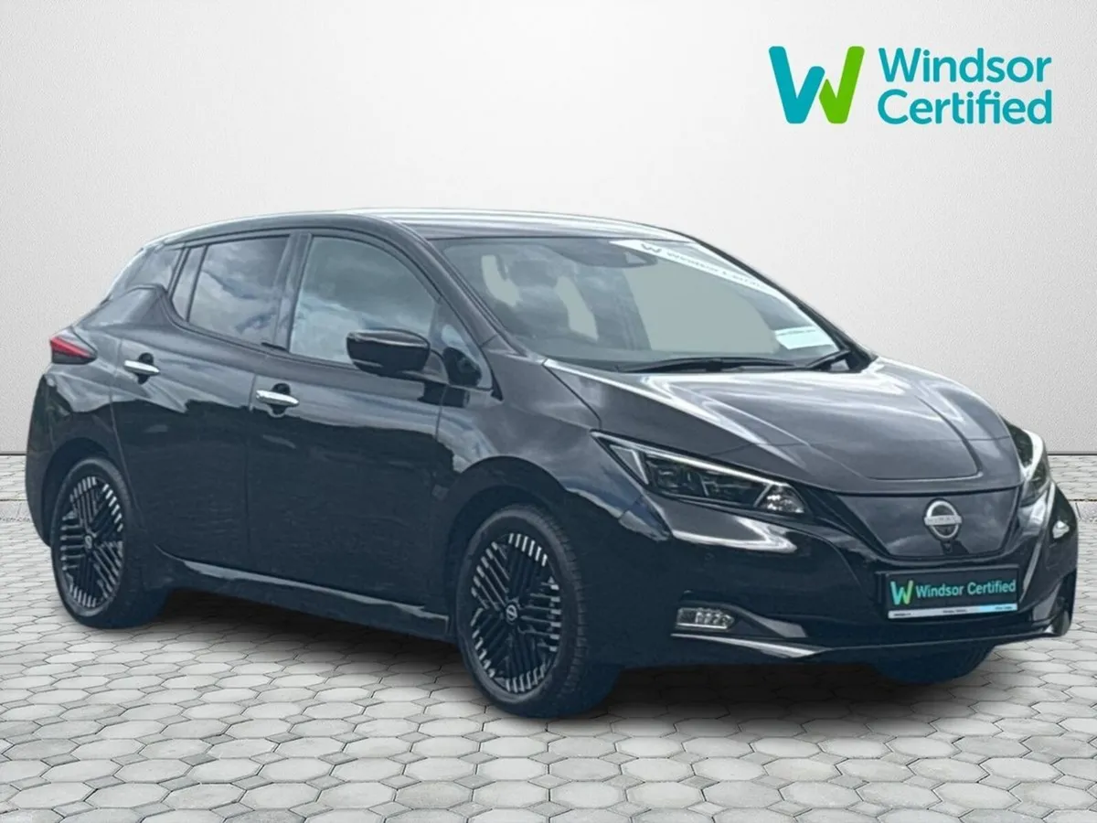 Nissan Leaf Leaf Tekna Electric 40kWh - Image 1