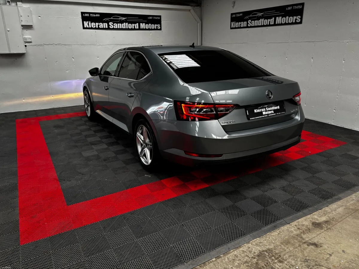 SALE - SALE - SALE - €1000 OF ADVERTISED PRICE - Image 6