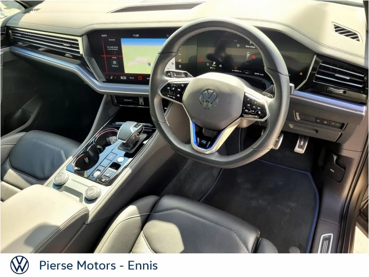 Volkswagen Touareg 3.0 TSI PHEV 462HP R - Memory S - Image 2