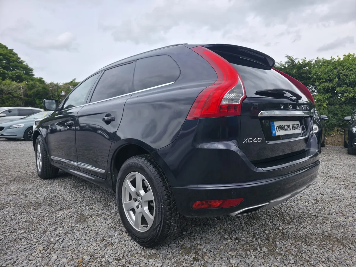 2017 Volvo XC60 D4 Classic Automatic - Image 3