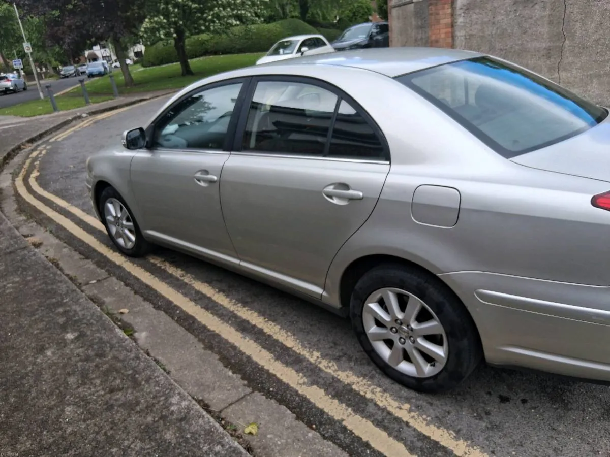 Toyota Avensis 2006 1.6. 75k mls. 1 owner. €1,250 - Image 3