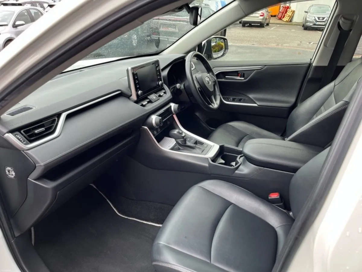 Toyota RAV4 RAV4 HYBRID SOL 4DR AUTO MY21 - Image 6