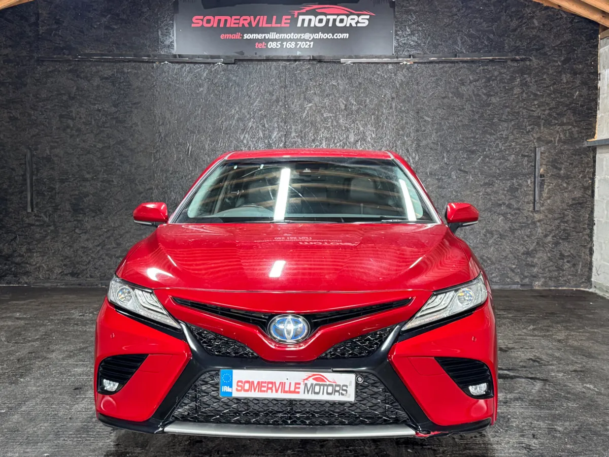 TOYOTA CAMRY EXECUTIVE “Automatic” 2019 - Image 2