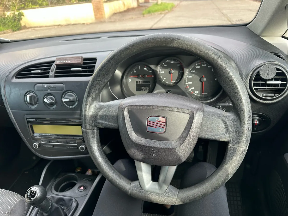 Seat Leon 1.6 TDI - Image 4